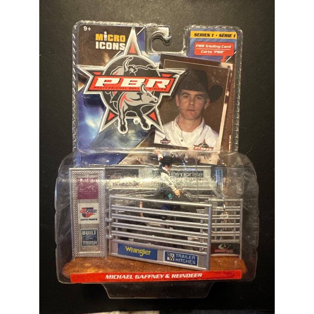 Micro Icons PBR Michael Gaffney & Reindeer Series 1  Figure Stand & Trading Card